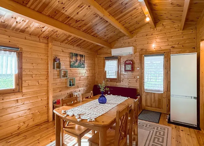 Chale Dos Sobreiros Bicas